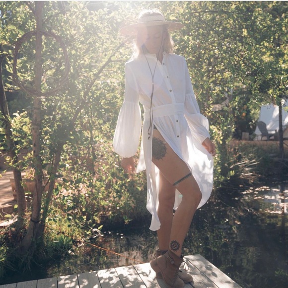 SPARROW ROMANCE SHIRT DRESS NWOT - Picture 2 of 5